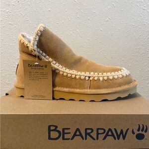 BearPaw Winter Iced Coffee Size 10